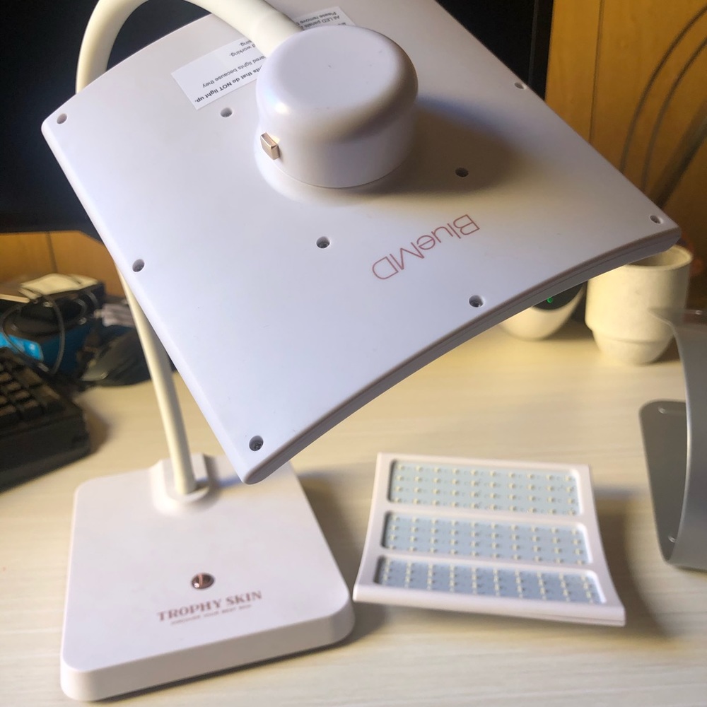 Trophy Skin RejuvaliteMD Red Light Therapy Device